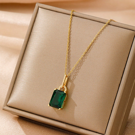 Women's Necklace With Emerald Pendant