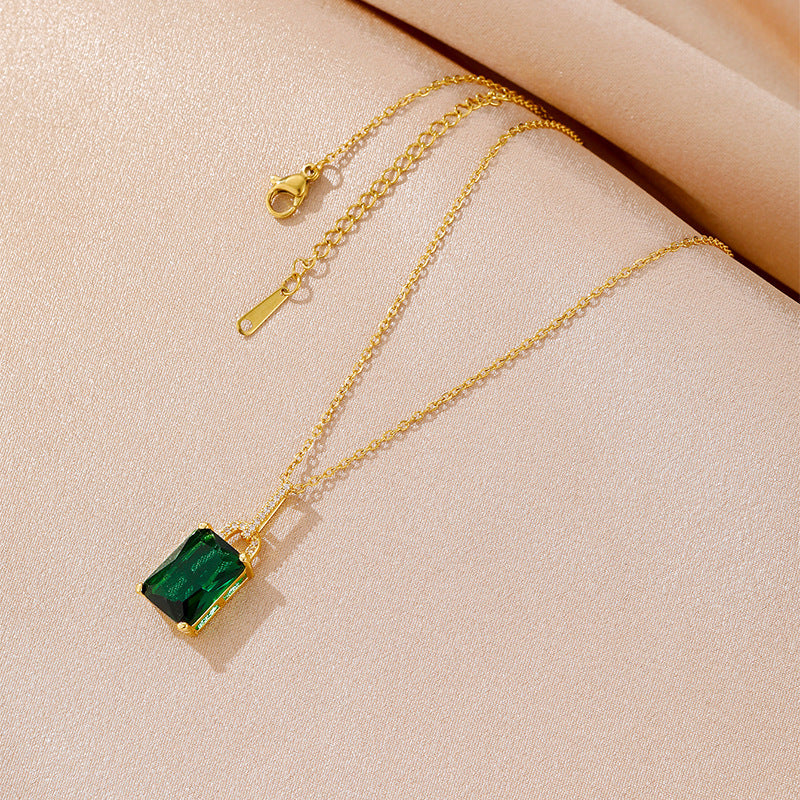 Women's Necklace With Emerald Pendant