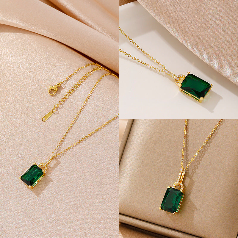 Women's Necklace With Emerald Pendant